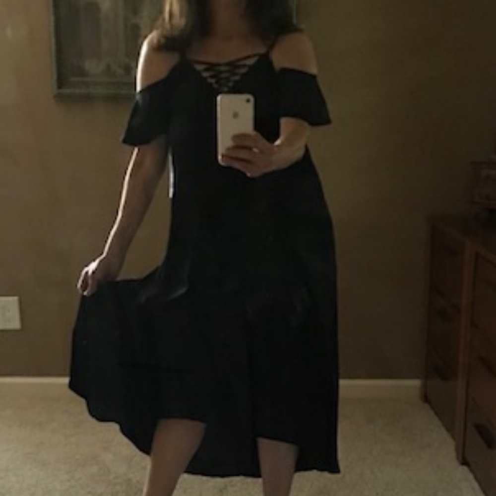 Jennifer Lopez JLo Black Cold-Shoulder High-Low Dress New with Tags Size XS